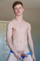 Felix Maze at Bare Twinks